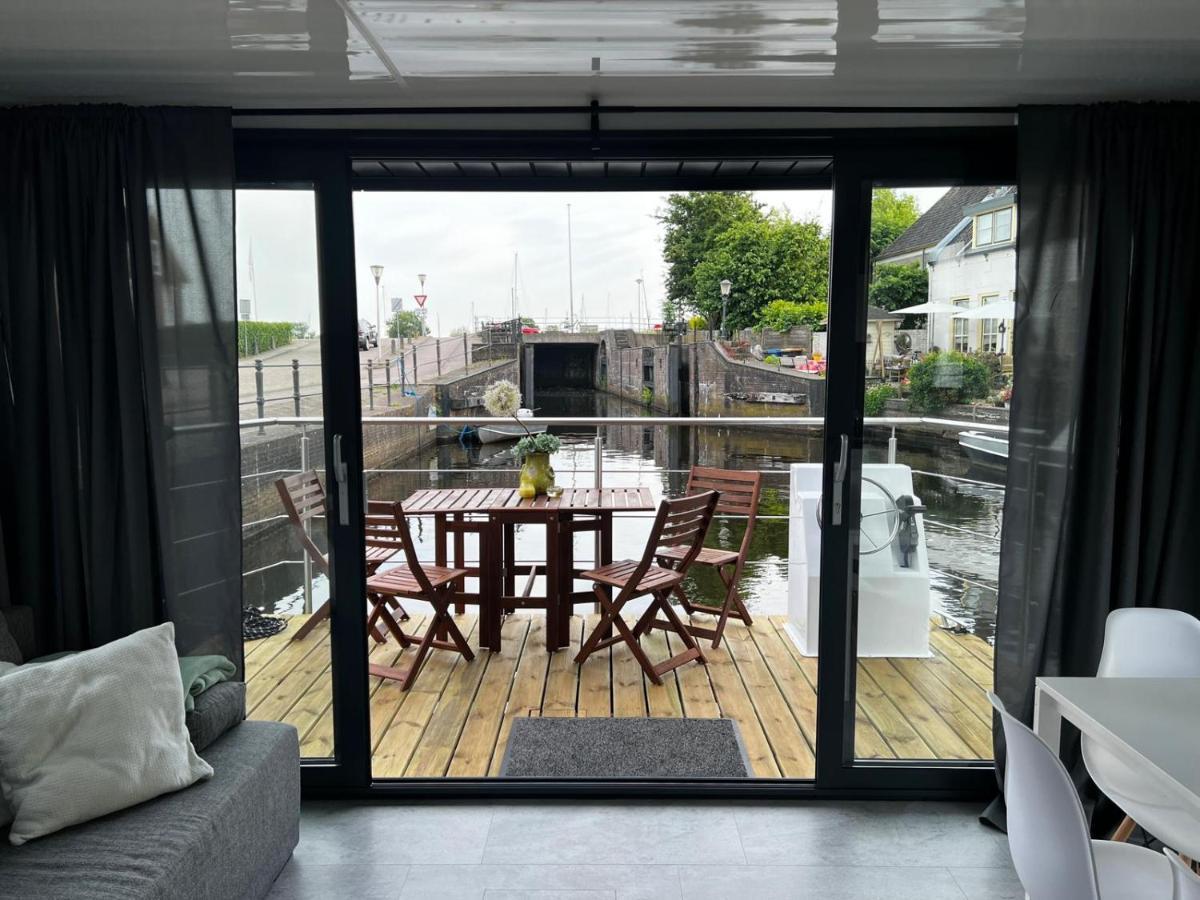 Slapen Op Het Water Apartman Zwartsluis Kültér fotó